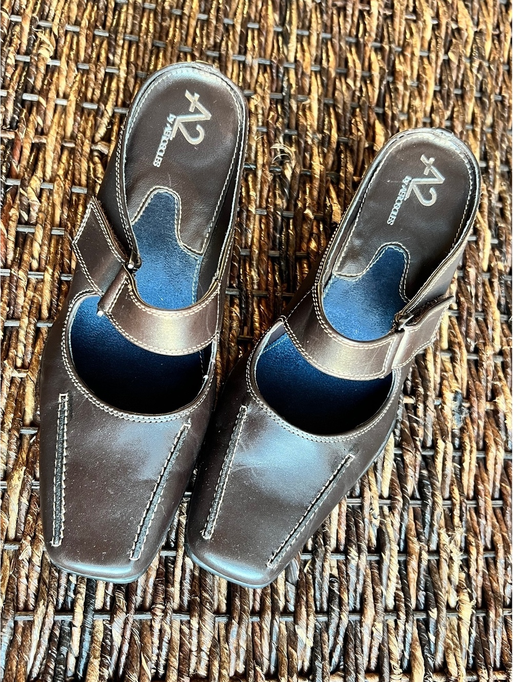 A2 by Aerosoles Two Beauty Brown Leather Mules